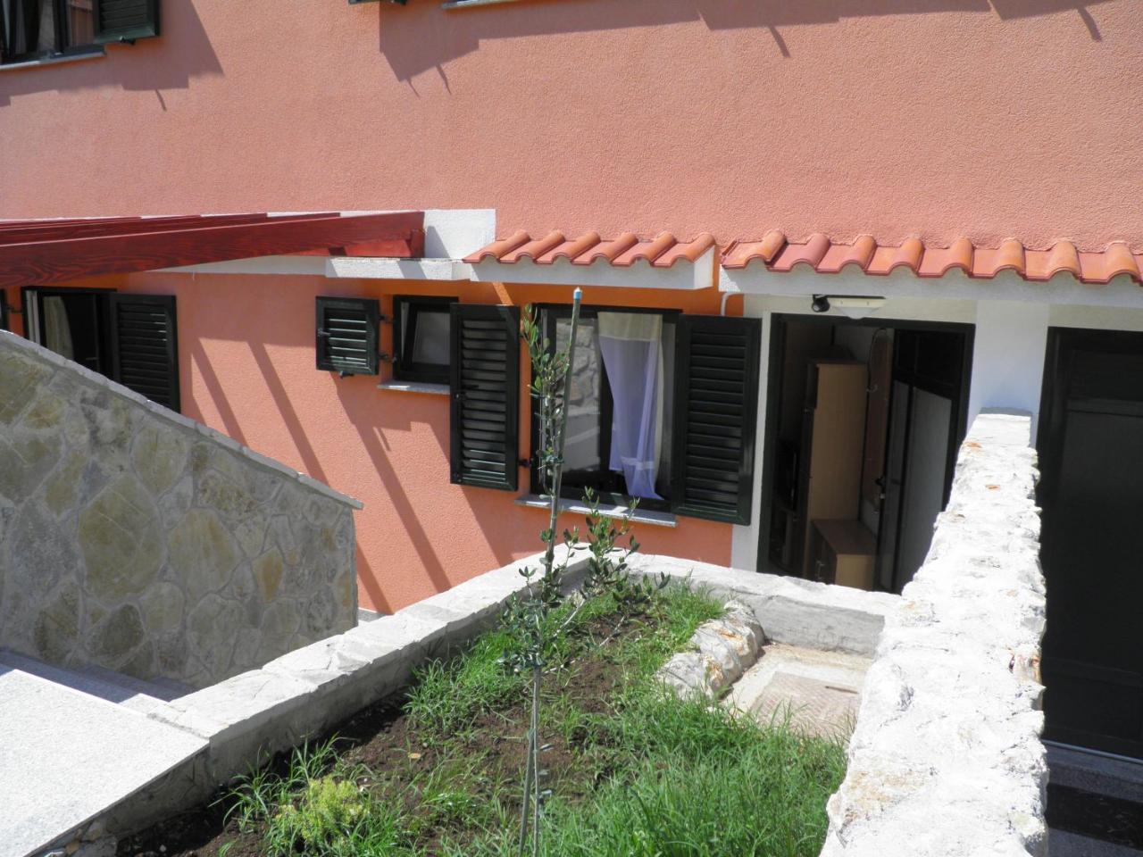 Apartments Pintar Zarok Baska  Ngoại thất bức ảnh