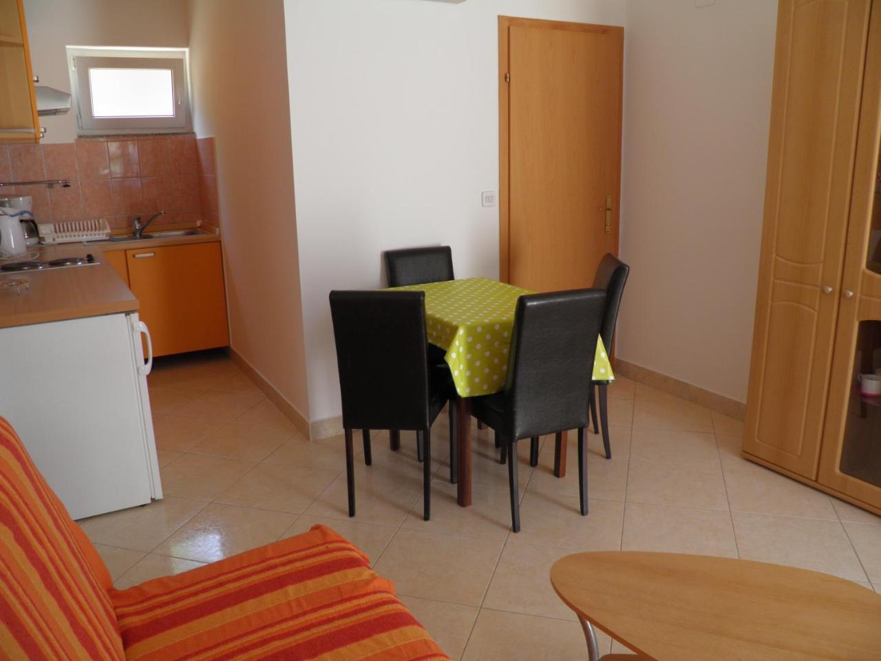 Apartments Pintar Zarok Baska  Ngoại thất bức ảnh