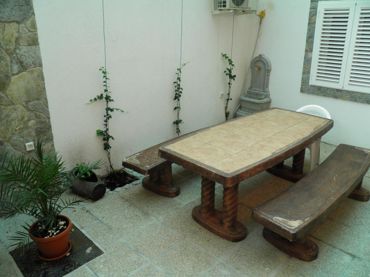 Apartments Pintar Zarok Baska  Ngoại thất bức ảnh